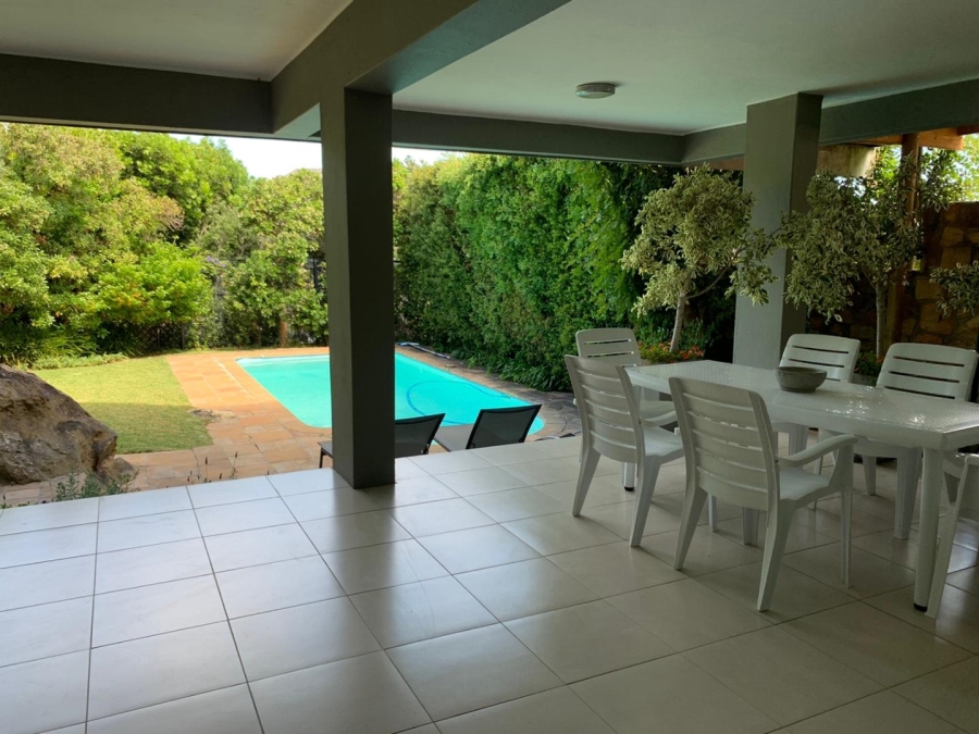 3 Bedroom Property for Sale in Camps Bay Western Cape